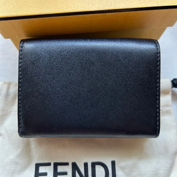 Fendi Embossed Leather Trifold compact wallet - Picture 2 of 12
